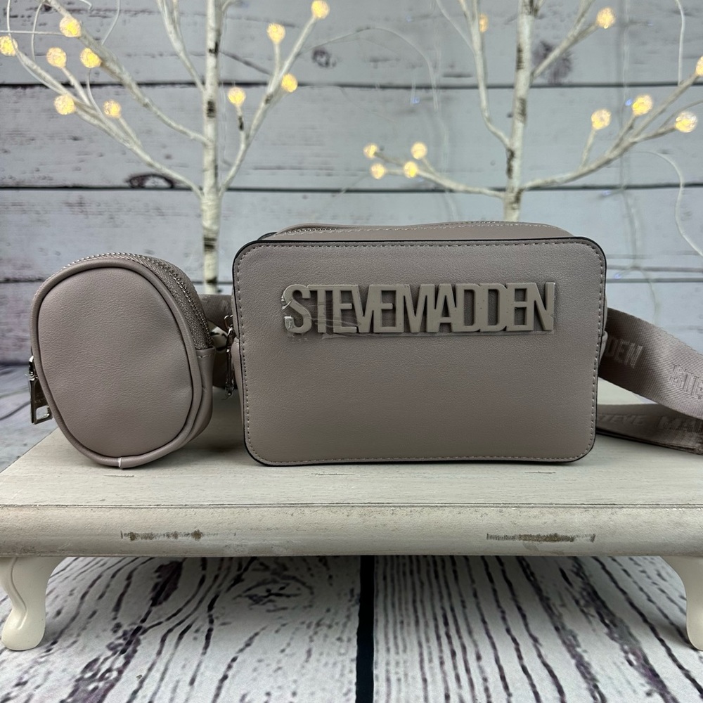 Steve Madden Mushroom Logo Belt Bag Fanny Pack Crossbody Bag with AirPod…